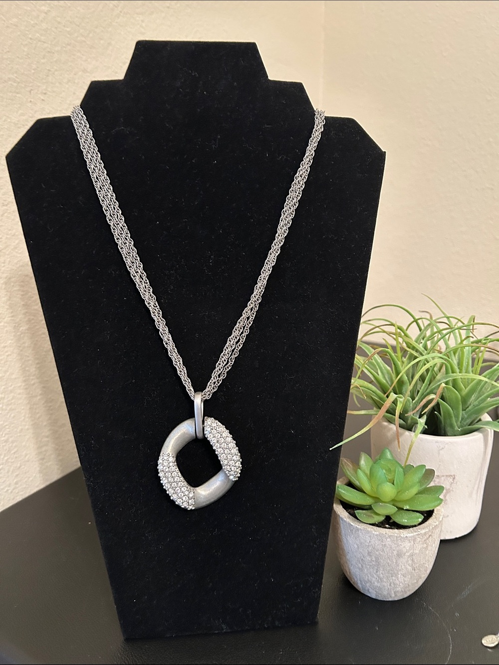 Chico’s Light Gun Metal Pave Loop Pendant Necklace